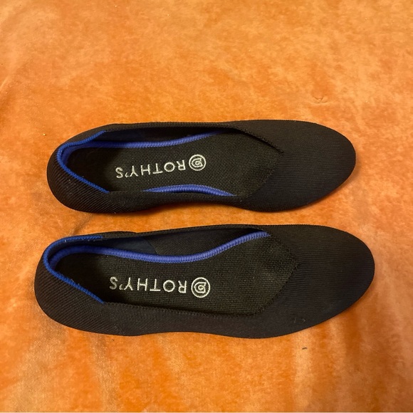 ROTHY’S The Flat Round Toe Ballet Shoes Black Slip On Women's 8.5 - Picture 2 of 9